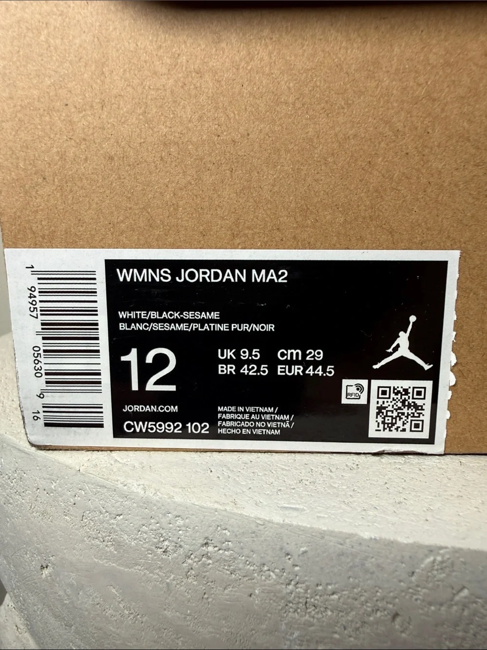 Jordan modern white